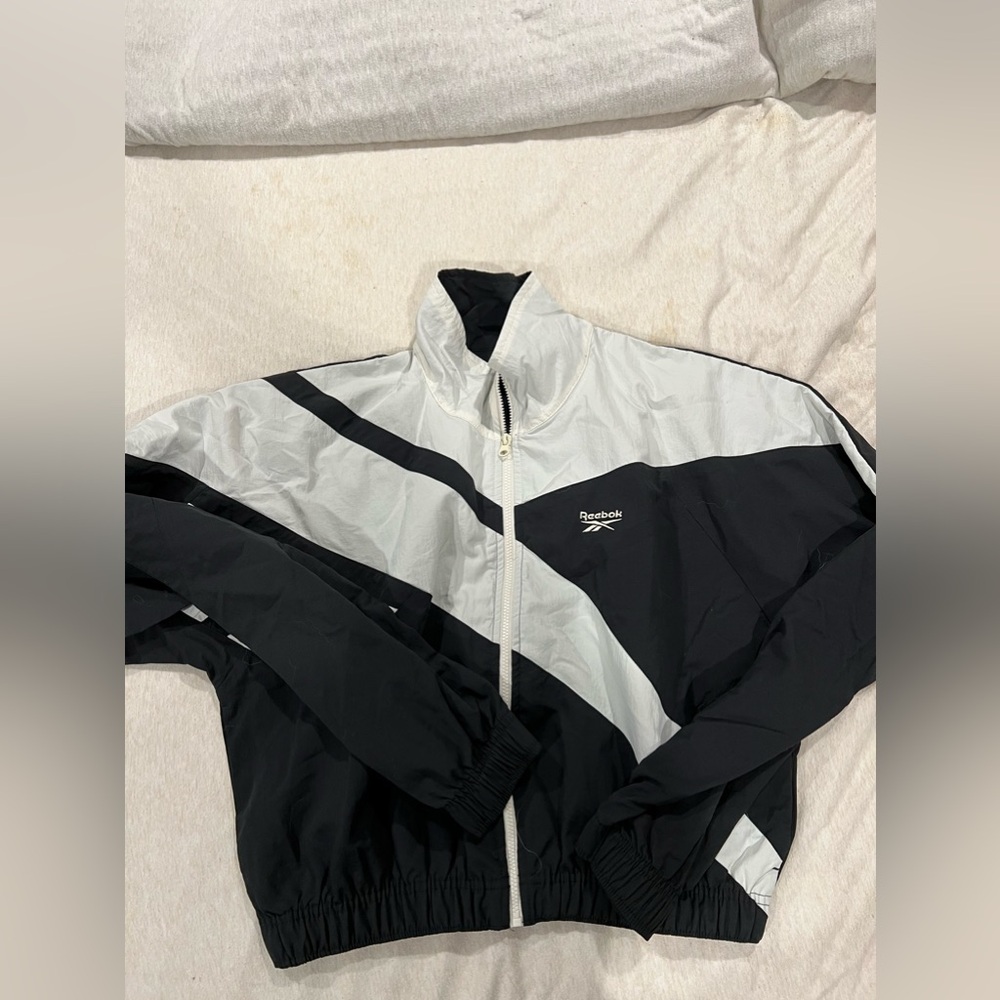 windbreaker